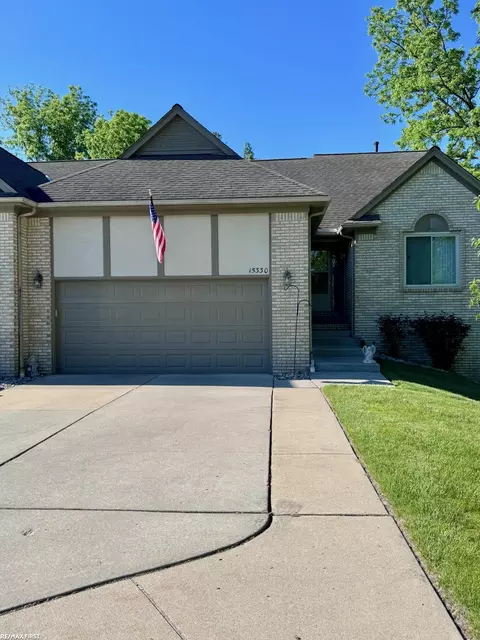 15330 Pebble Pointe, Clinton Township, MI 48038