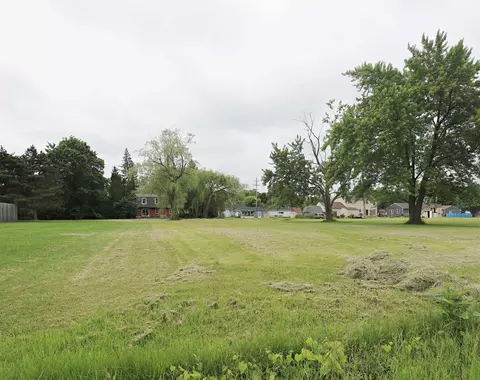 Hemphill, Flint, MI 48507 photo 3
