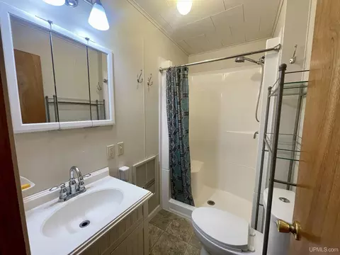 Bath - 90 Green, Michigamme, MI 49861 photo 2 of 2