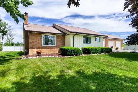 37275 31 Mile, Richmond, MI 48062
