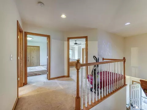 Entry Way - 2960 E Country, Monroe, MI 48162 photo 4 of 5