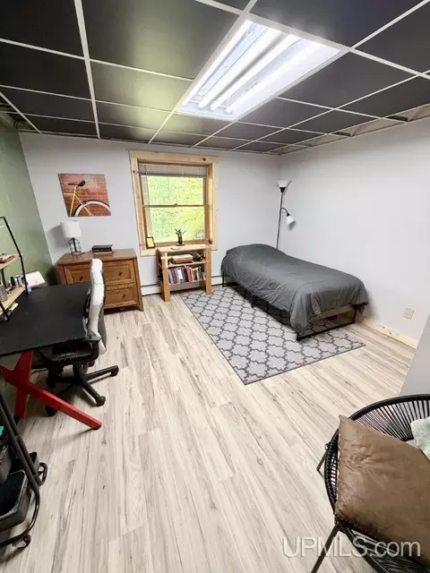 Bedroom - 78 Co Rd Gy, Ishpeming, MI 49849 photo 5 of 7