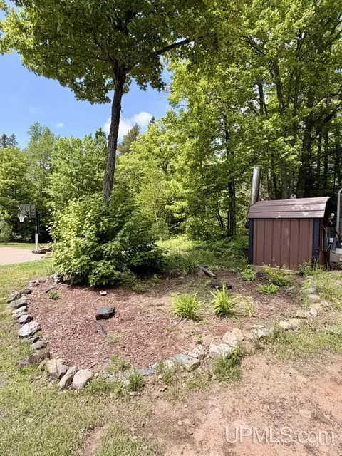 Exterior - 78 Co Rd Gy, Ishpeming, MI 49849 photo 11 of 17