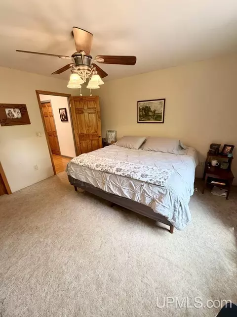 Bedroom - 78 Co Rd Gy, Ishpeming, MI 49849 photo 2 of 7
