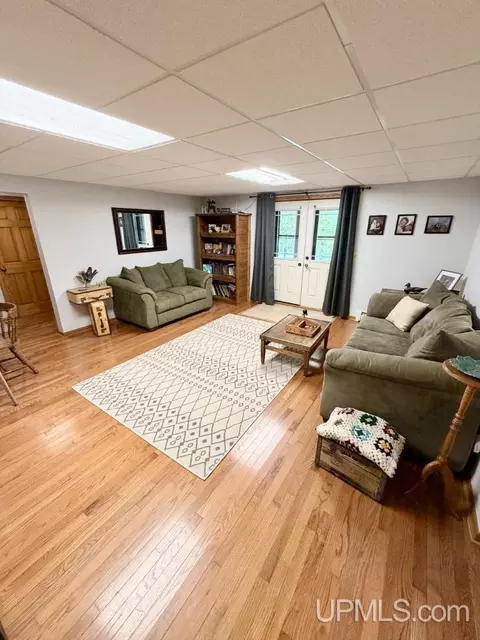 Living - 78 Co Rd Gy, Ishpeming, MI 49849 photo 5 of 7