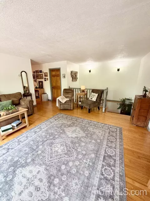 Living - 78 Co Rd Gy, Ishpeming, MI 49849 photo 3 of 7