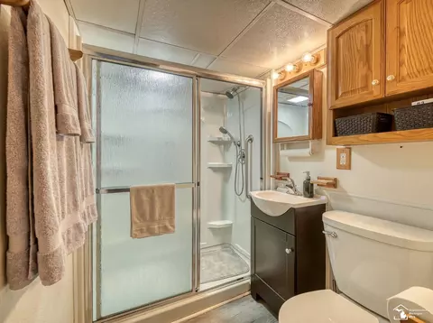 Bath - 831 Wolverine, Monroe, MI 48161 photo 2 of 3