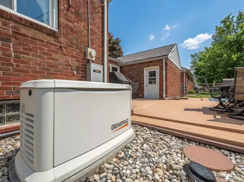 Exterior - 831 Wolverine, Monroe, MI 48161 photo 10 of 11