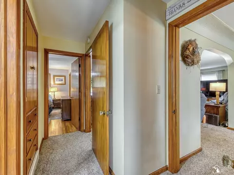 Entry Way - 831 Wolverine, Monroe, MI 48161 photo 4 of 6