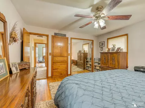 Bedroom - 831 Wolverine, Monroe, MI 48161 photo 2 of 2