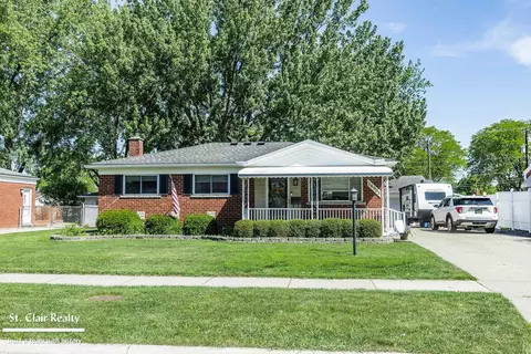 14905 Chippewa, Warren, MI 48088