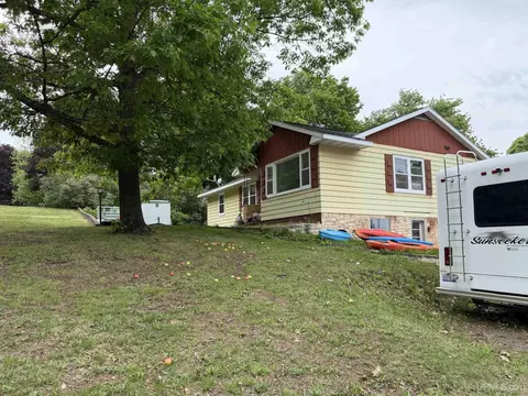 Exterior - 315 Seilo, Ishpeming, MI 49849 photo 3 of 10