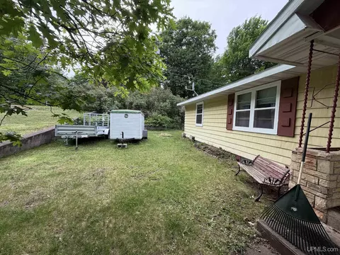 Exterior - 315 Seilo, Ishpeming, MI 49849 photo 2 of 10