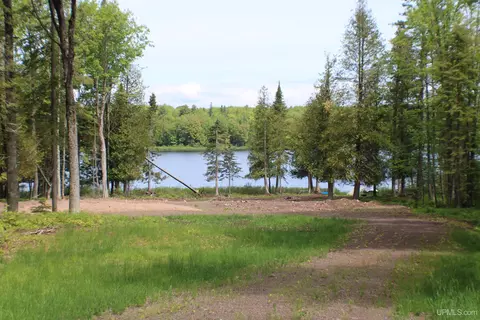 31960 Keweenaw, Lake Linden, MI 49945