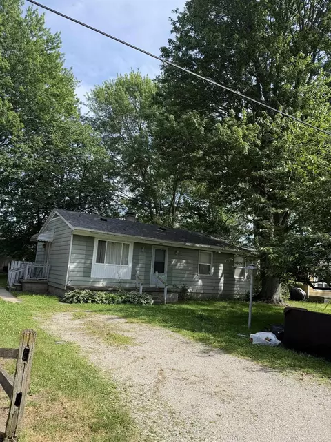 506 Fassett, Algonac, MI 48001