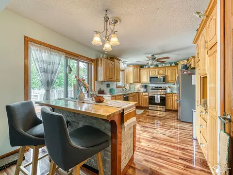 Kitchen - 2223 Fix, Monroe, MI 48162 photo 1 of 6