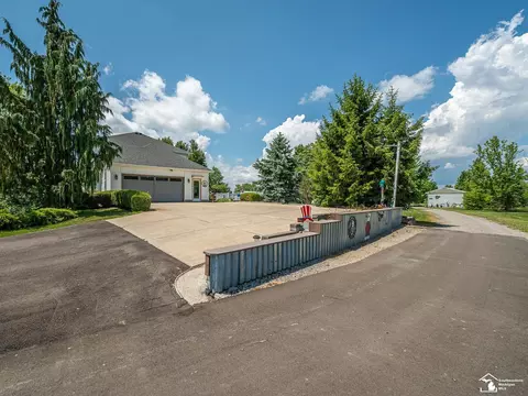 Exterior - 2223 Fix, Monroe, MI 48162 photo 4 of 23