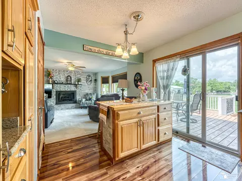 Kitchen - 2223 Fix, Monroe, MI 48162 photo 4 of 6