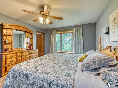 Bedroom - 2223 Fix, Monroe, MI 48162 photo 2 of 8