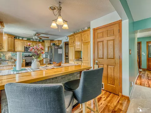 Kitchen - 2223 Fix, Monroe, MI 48162 photo 2 of 6
