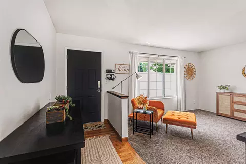 Entry Way - 1447 Cedarwood, Flushing, MI 48433 photo 1 of 1