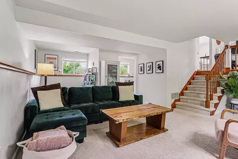Living - 1447 Cedarwood, Flushing, MI 48433 photo 3 of 4