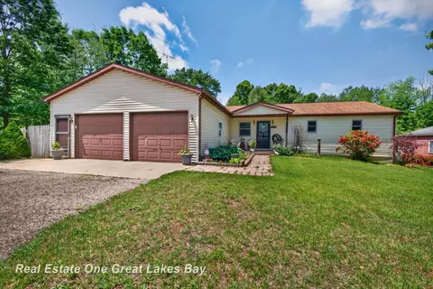 6153 Marathon, Otter Lake, MI 48464