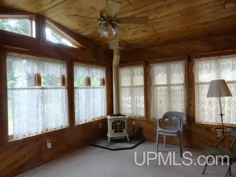 Exterior - 130 E Onota, Munising, MI 49862 photo 2 of 3