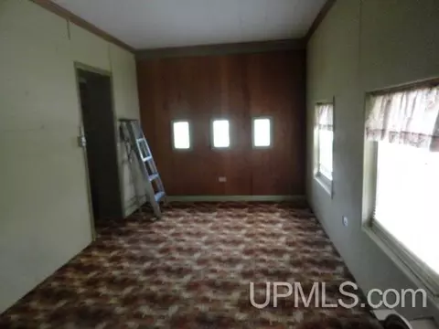 Other - 130 E Onota, Munising, MI 49862 photo 7 of 15