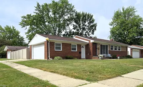 23398 Linne, Clinton Township, MI 48035