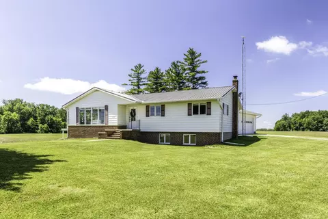 2481 N Ruth, Deckerville, MI 48427