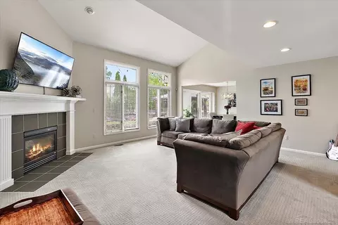 Living - 54764 Malheur, Macomb, MI 48042 photo 1 of 2
