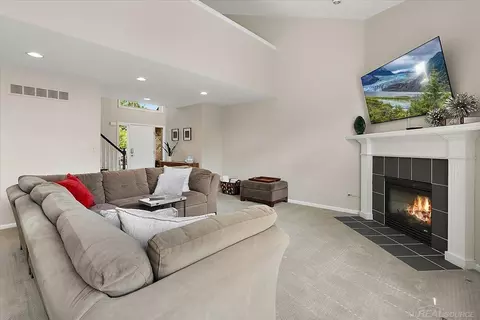 Living - 54764 Malheur, Macomb, MI 48042 photo 2 of 2