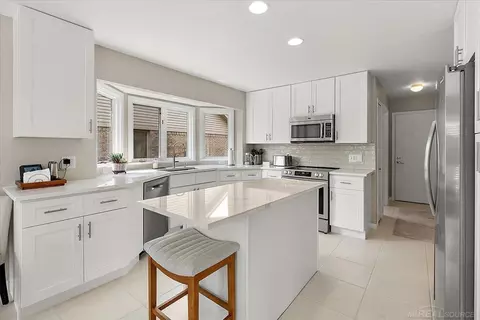 Kitchen - 54764 Malheur, Macomb, MI 48042 photo 1 of 5