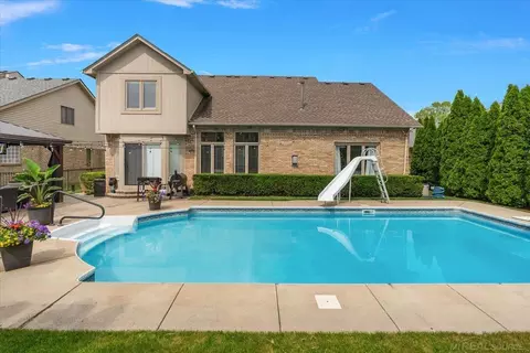 Exterior - 54764 Malheur, Macomb, MI 48042 photo 9 of 12