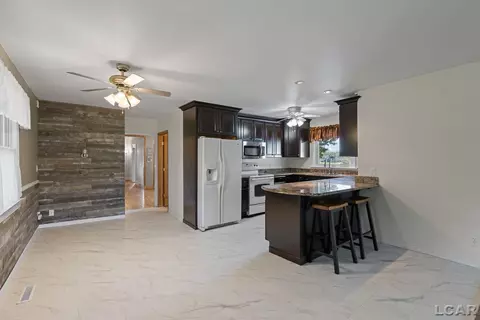Kitchen - 807 Conklin, Tecumseh, MI 49286 photo 1 of 4
