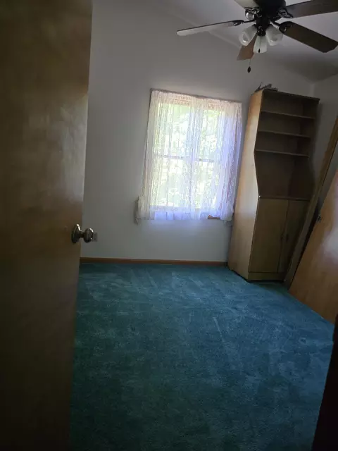 Bedroom - 5691 Ormes, Vassar, MI 48768 photo 5 of 5