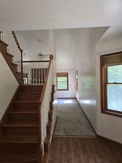 Entry Way - 5691 Ormes, Vassar, MI 48768 photo 6 of 6