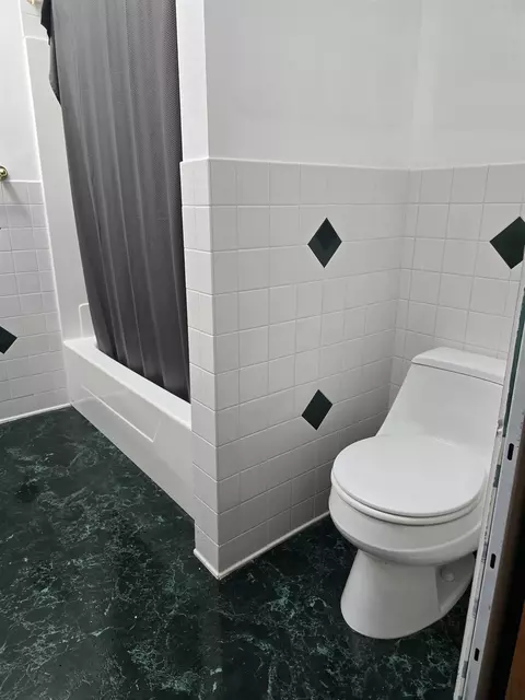 Bath - 5691 Ormes, Vassar, MI 48768 photo 2 of 7