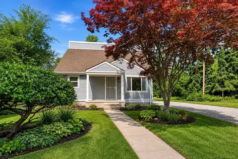 16251 Salem, Detroit, MI 48219