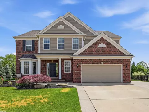 49090 Camarosa, Macomb, MI 48044