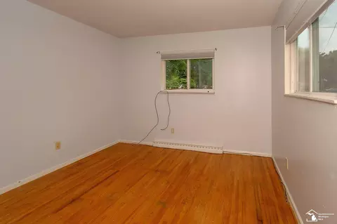 Bedroom - 7904 Comanche, Temperance, MI 48182 photo 5 of 5