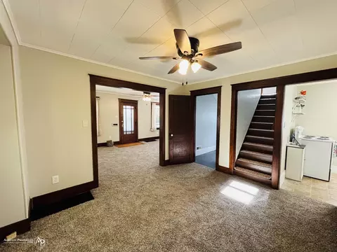 Living - 304 S State, Davison, MI 48423 photo 2 of 2
