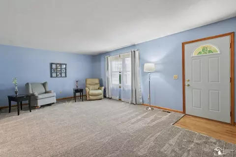 Living - 238 Sidney, Dundee, MI 48131 photo 1 of 4