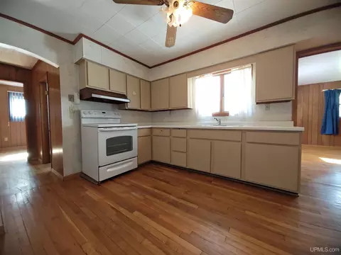 61 4th, South Range, MI 49963 photo 19