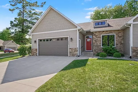 5409 Greenridge, Midland, MI 48640