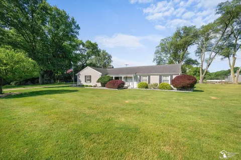 Exterior - 6579 Centennial, Temperance, MI 48182 photo 4 of 12