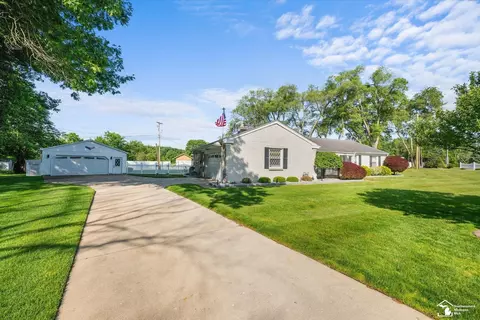 Exterior - 6579 Centennial, Temperance, MI 48182 photo 2 of 12