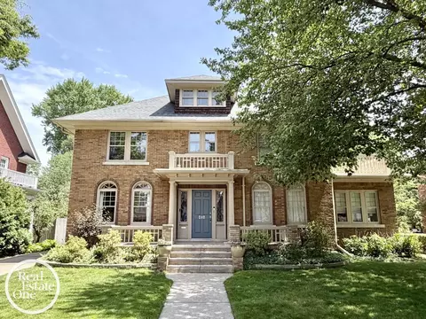 858 Bedford, Grosse Pointe Park, MI 48230