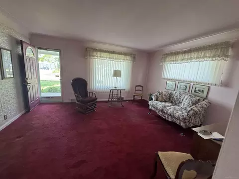 30 S Custer, Clawson, MI 48017 photo 2